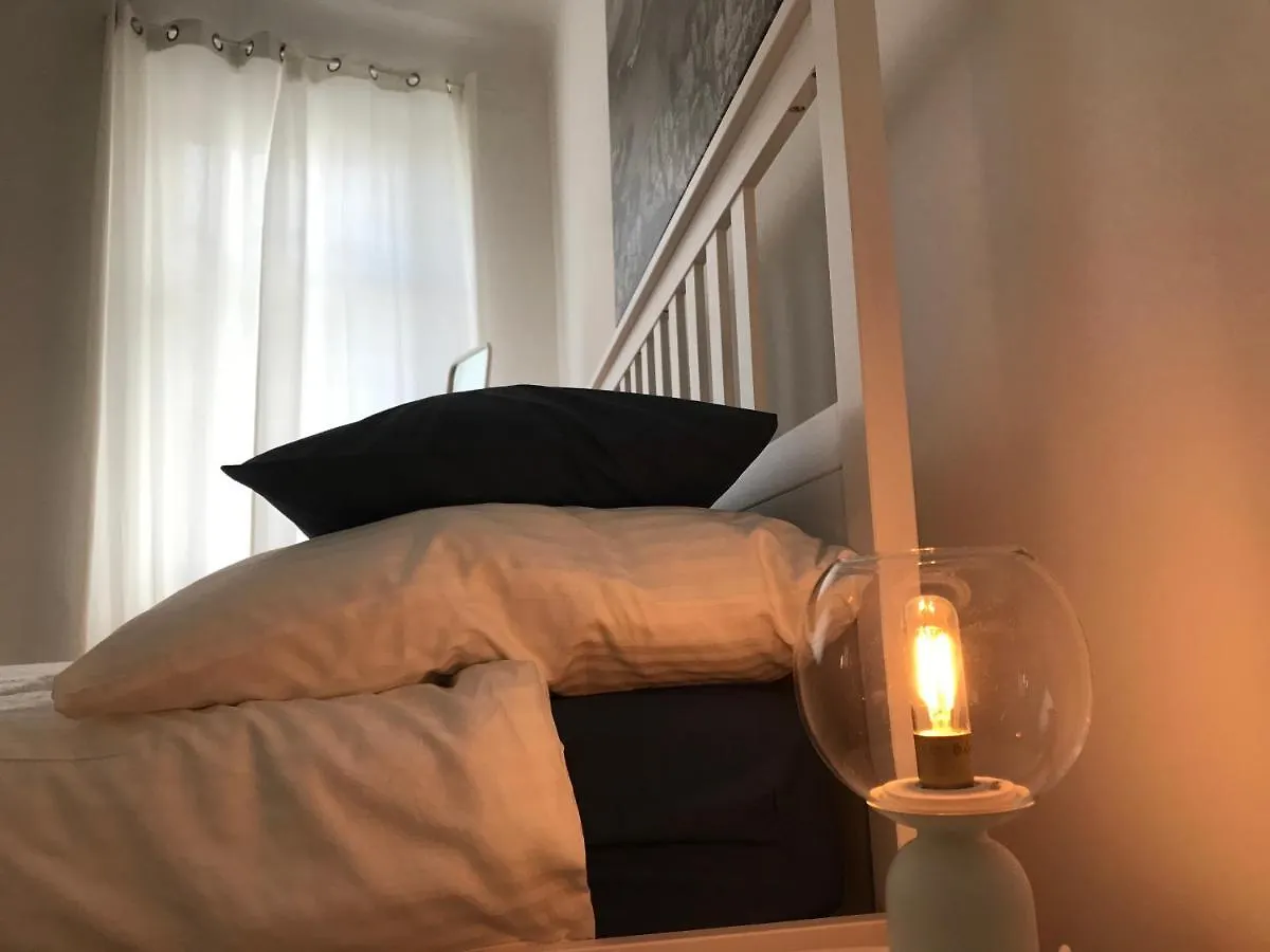 New • City-Park Apartment In The Vienna Center.